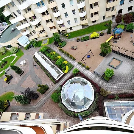 Apartament Holiday Apartament *